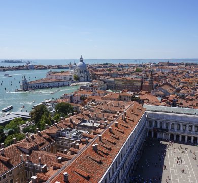Blick über die Dächer von Venedig