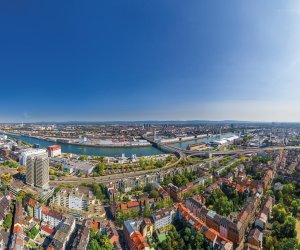 Blick über Ludwigshafen und Mannheim