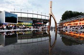 Bregenzer Festspiele - Ambiente am Vorplatz© Bregenzer Festspiele / andereart