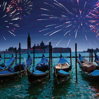 Feuerwerk über Venedig © KKulikov-shutterstock.com/2013