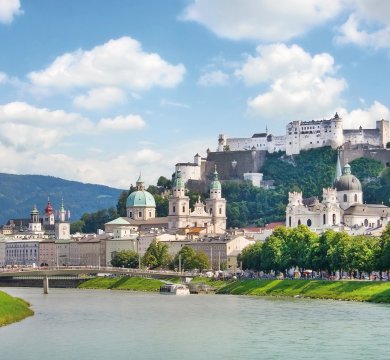 Salzburg mit Salzach und Festung Hohensalzburg