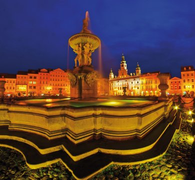 Samson-Brunnen auf dem Marktplatz