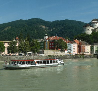 Stadtpanorama Kufstein mit Inn