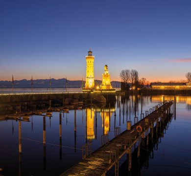 Hafeneinfahrt Lindau im Winter