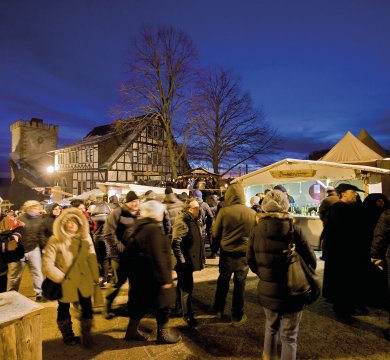 Historischer Weihnachtsmarkt auf der Wartburg