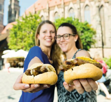 Drei im Weggla - Nürnberger Rostbratwurst