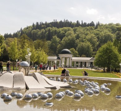 An der Singenden Fontäne