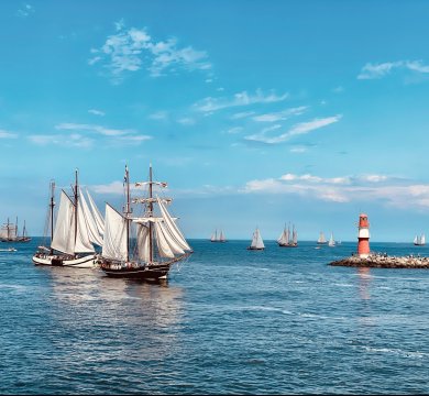 Hanse Sail Rostock & Warnemünde - Einfahrt der Großsegler 