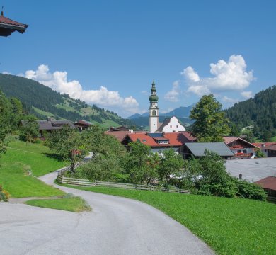 Das Dorf Oberau im Wildschönau